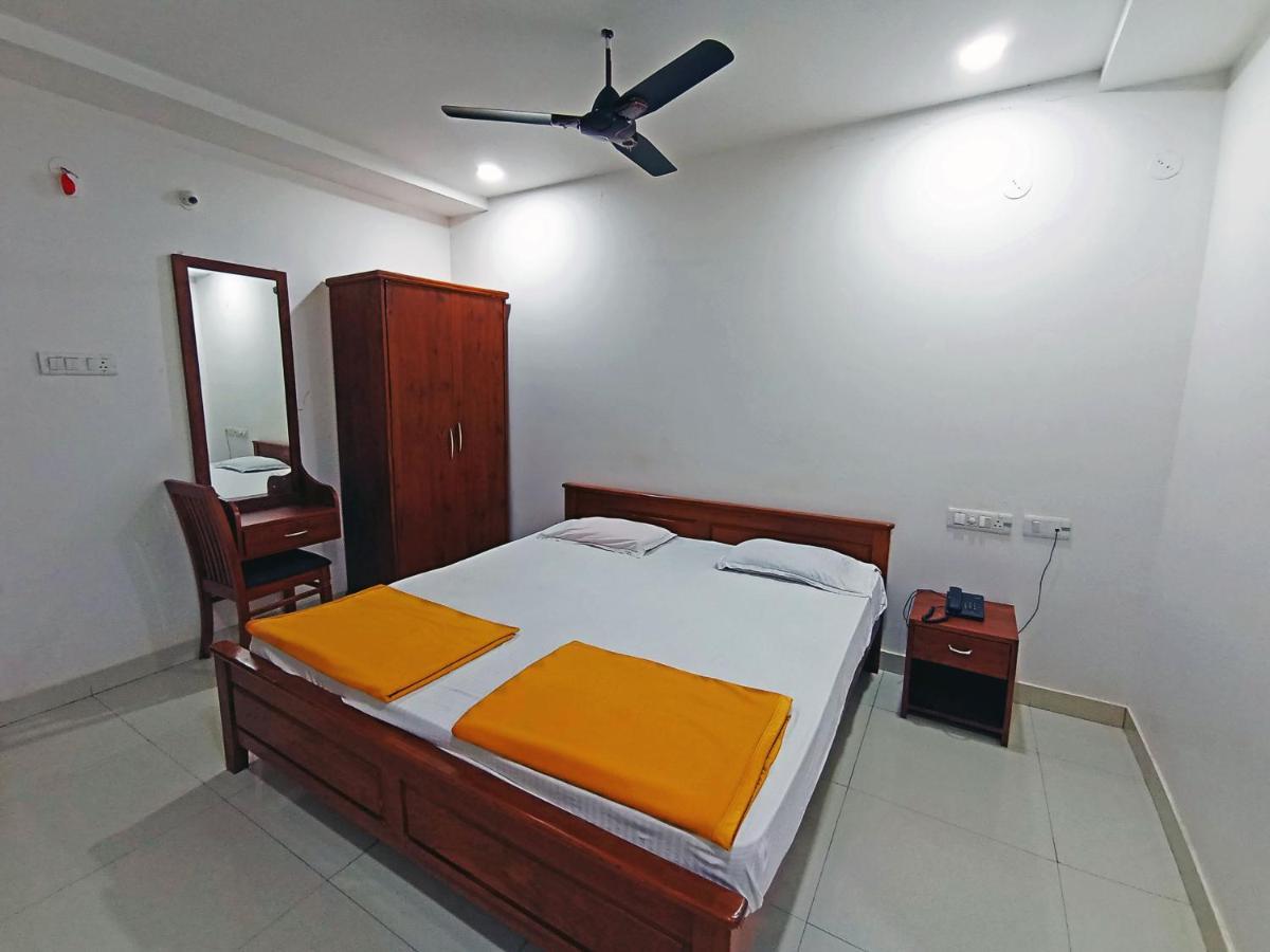 Staymaker Shri Shakti Residency Хубли Экстерьер фото