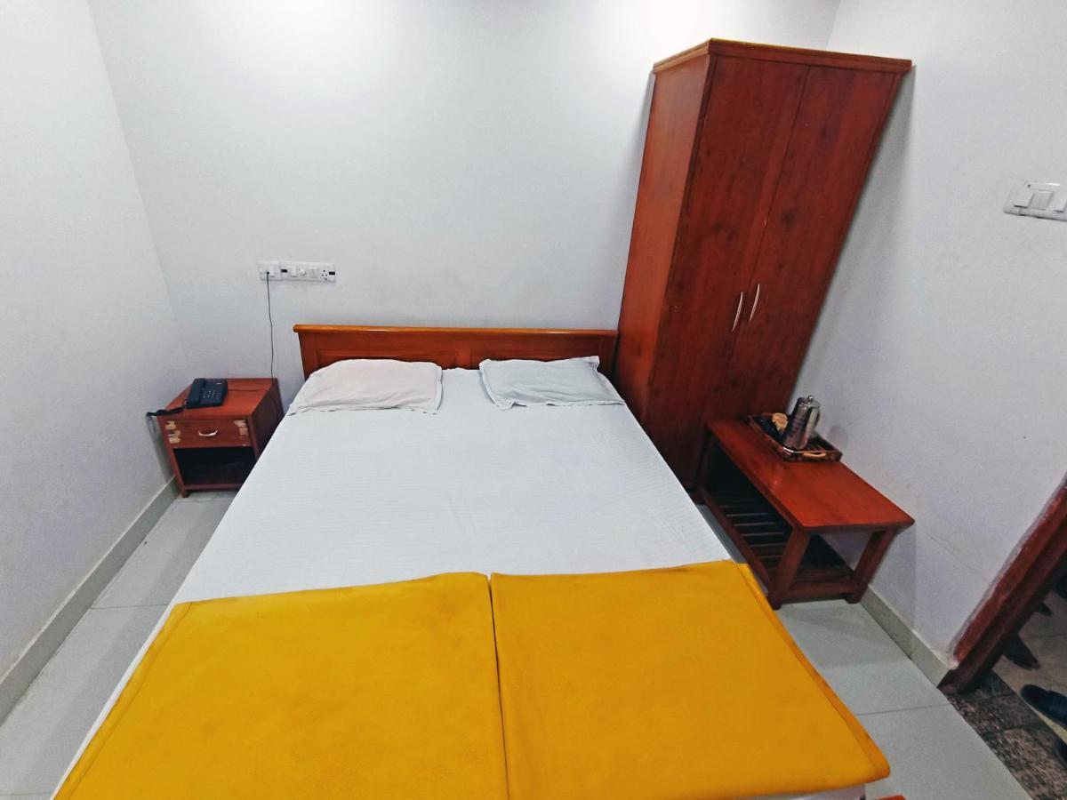 Staymaker Shri Shakti Residency Хубли Экстерьер фото