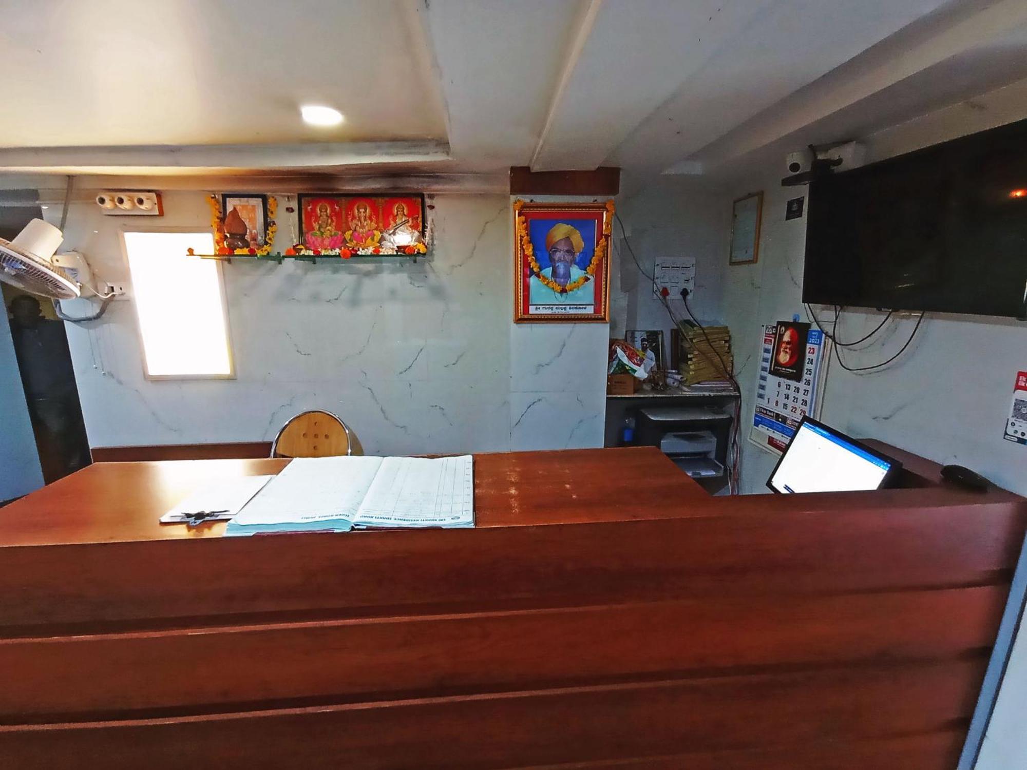 Staymaker Shri Shakti Residency Хубли Экстерьер фото