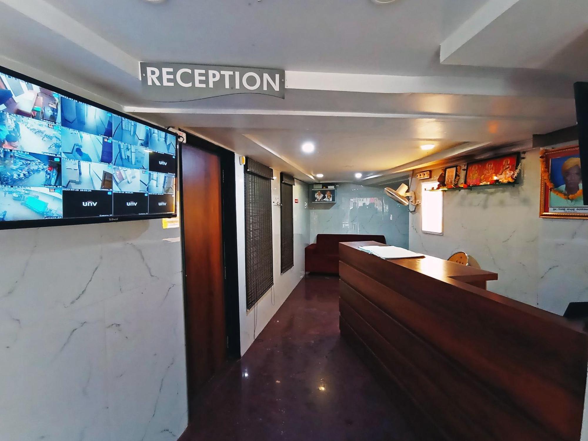 Staymaker Shri Shakti Residency Хубли Экстерьер фото
