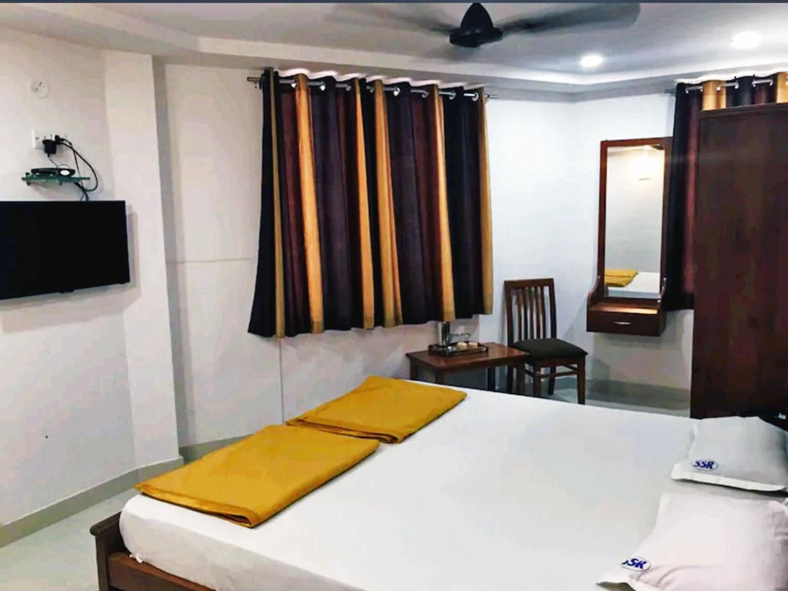 Staymaker Shri Shakti Residency Хубли Экстерьер фото