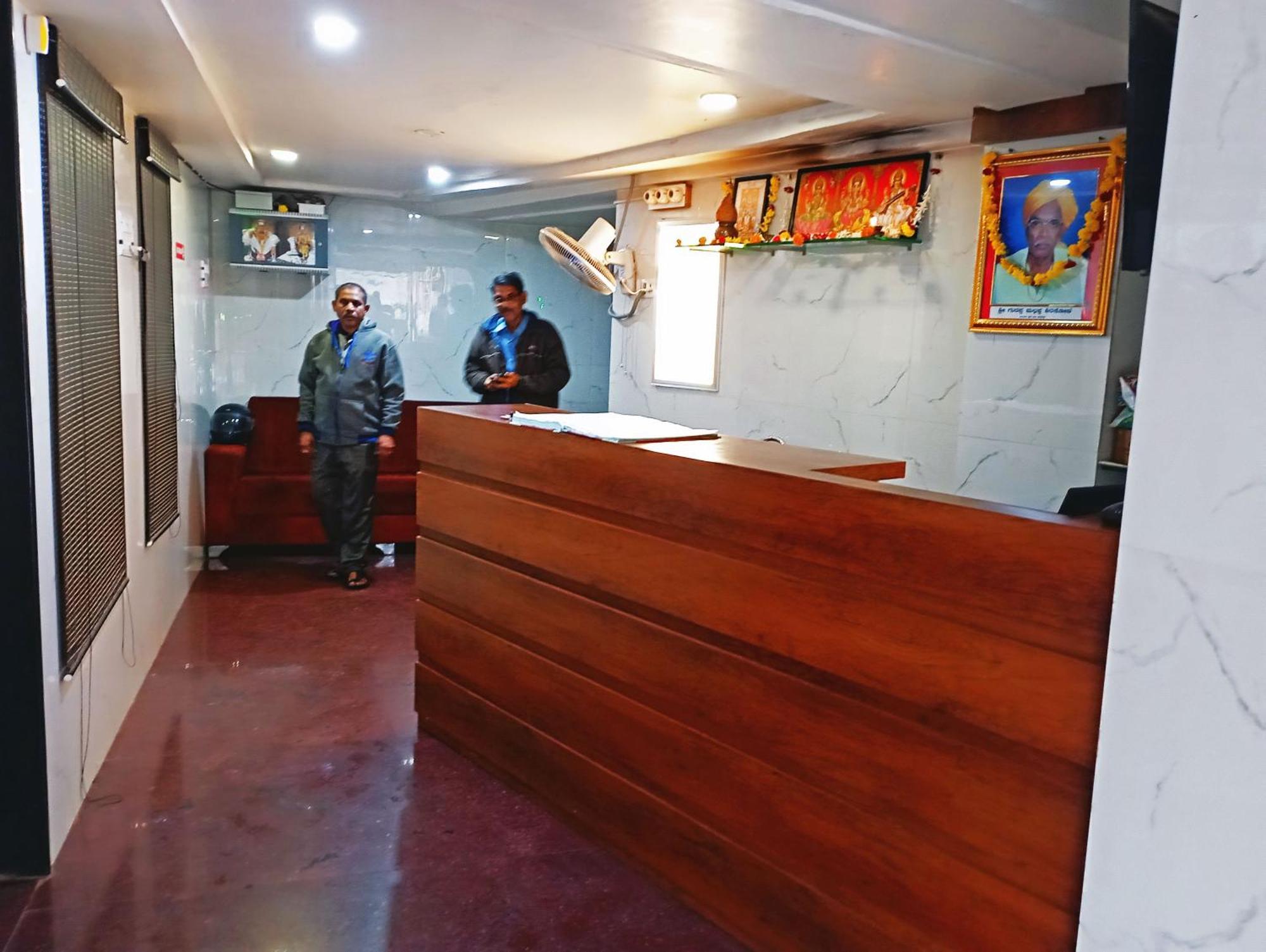 Staymaker Shri Shakti Residency Хубли Экстерьер фото